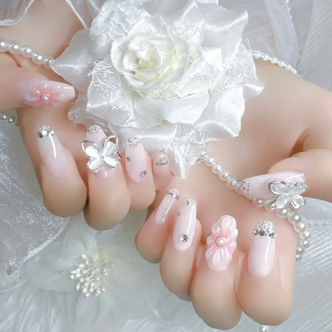 ネイル アートネイル ハンドネイル Macherie Rose Jrのネイルデザイン