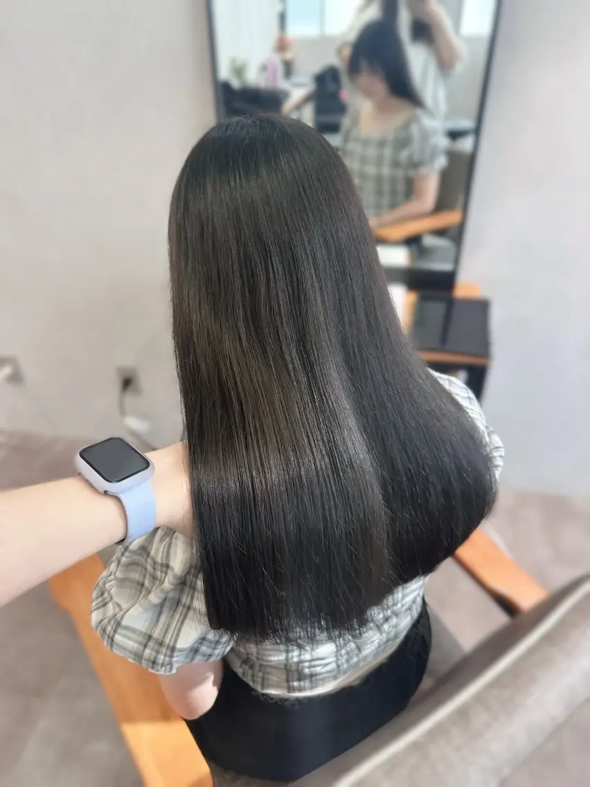 ロング カラー カット ヘアカラー トリートメント hina/レイヤー /マロンブラウンのヘアスタイル