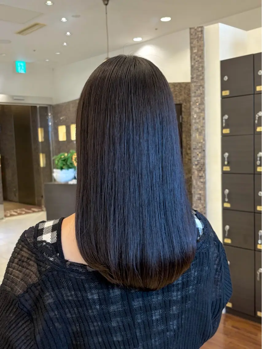 【自然な艶髪に♡】美髪縮毛矯正＋似合わせカット＋インティウム4STEPトリートメントの写真