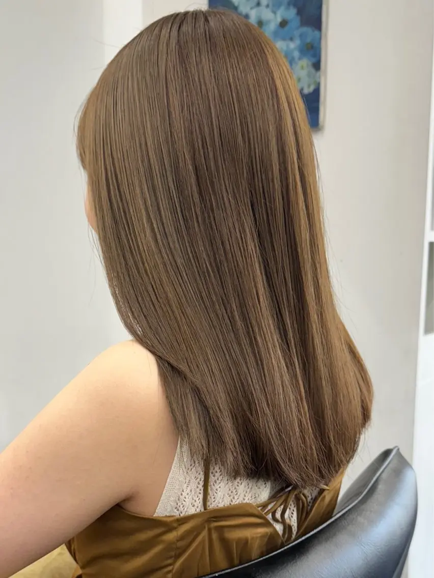 セミロング カラー カット ヘアカラー トリートメント manami (sibell)のヘアスタイル