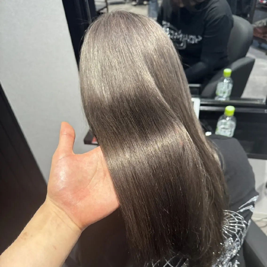 カラー ロング 透明感カラー グレージュ ヘアカラー 梅田カラー /miyabiのヘアスタイル