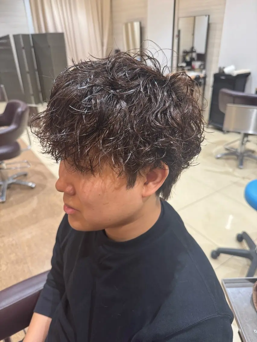 ミディアム パーマ メンズ レディースカットモ デル募集中KAITOのヘアスタイル