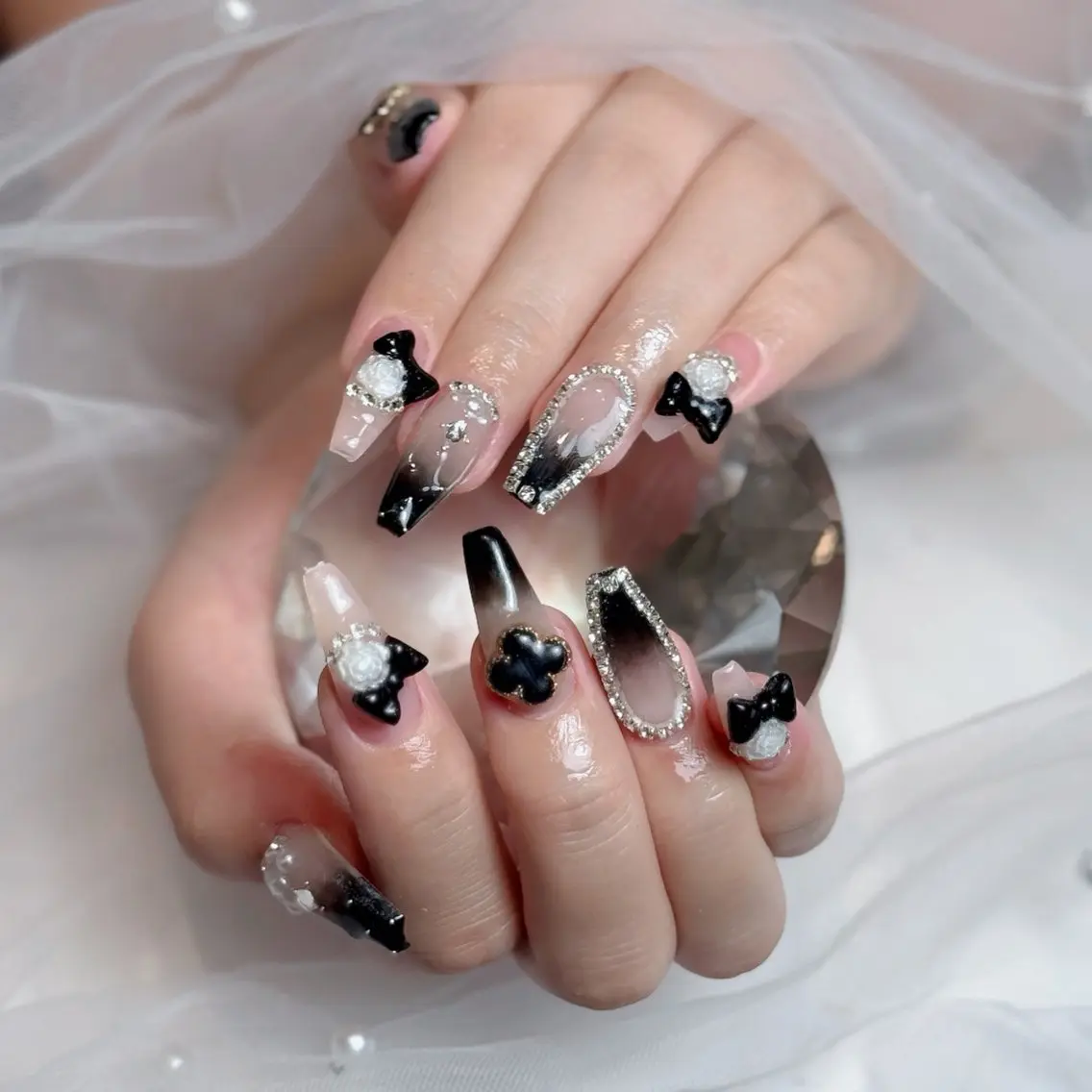 ネイル フットネイル フレンチネイル グラデーション 韓国ネイル ロングネイル Hani Nail Salonのネイルデザイン