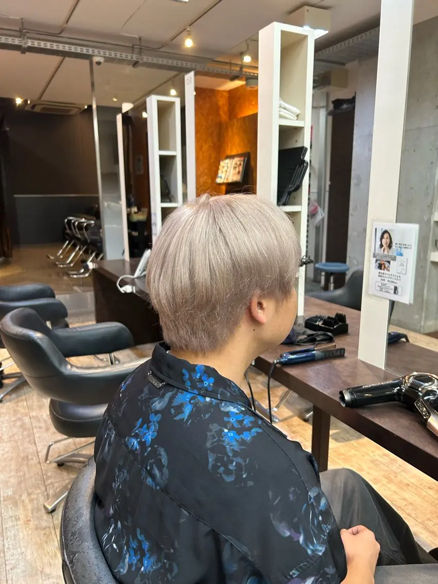 ショート カラー ベージュカラー ヘアカラー 桜井晶/ Blossom大山店のヘアスタイル