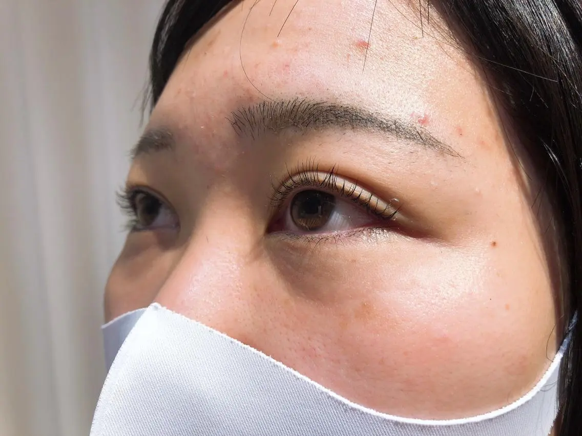 マツエク・マツパ 透明感×艶髪ヘア asamiの眉毛・アイブロウイメージ