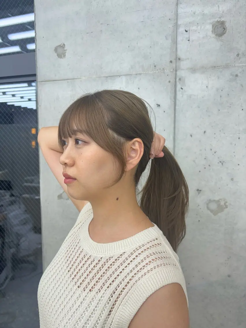 ロング mei / レイヤー 顔まわり 🤍のヘアスタイル