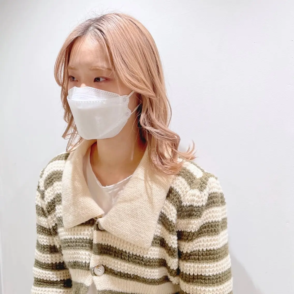 ミディアム 髙橋 茉南のヘアスタイル