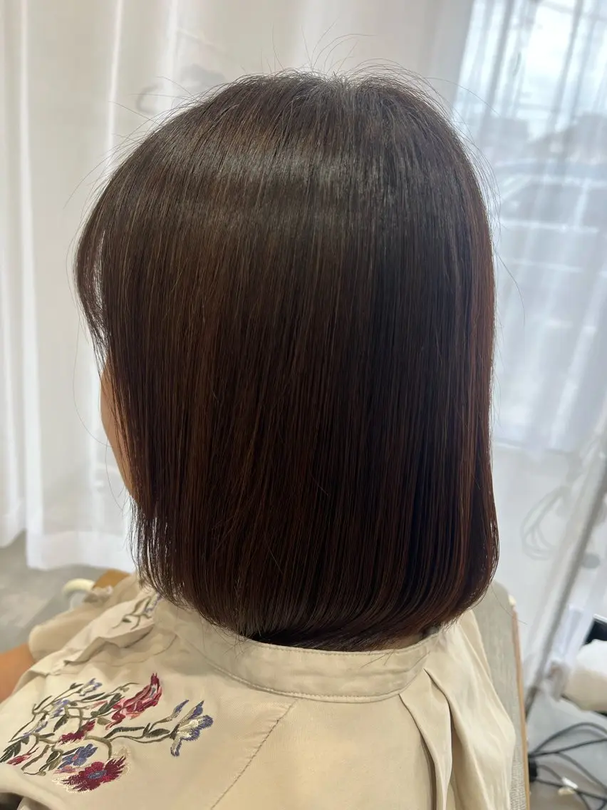 ミディアム 縮毛矯正 森 愛友のヘアスタイル
