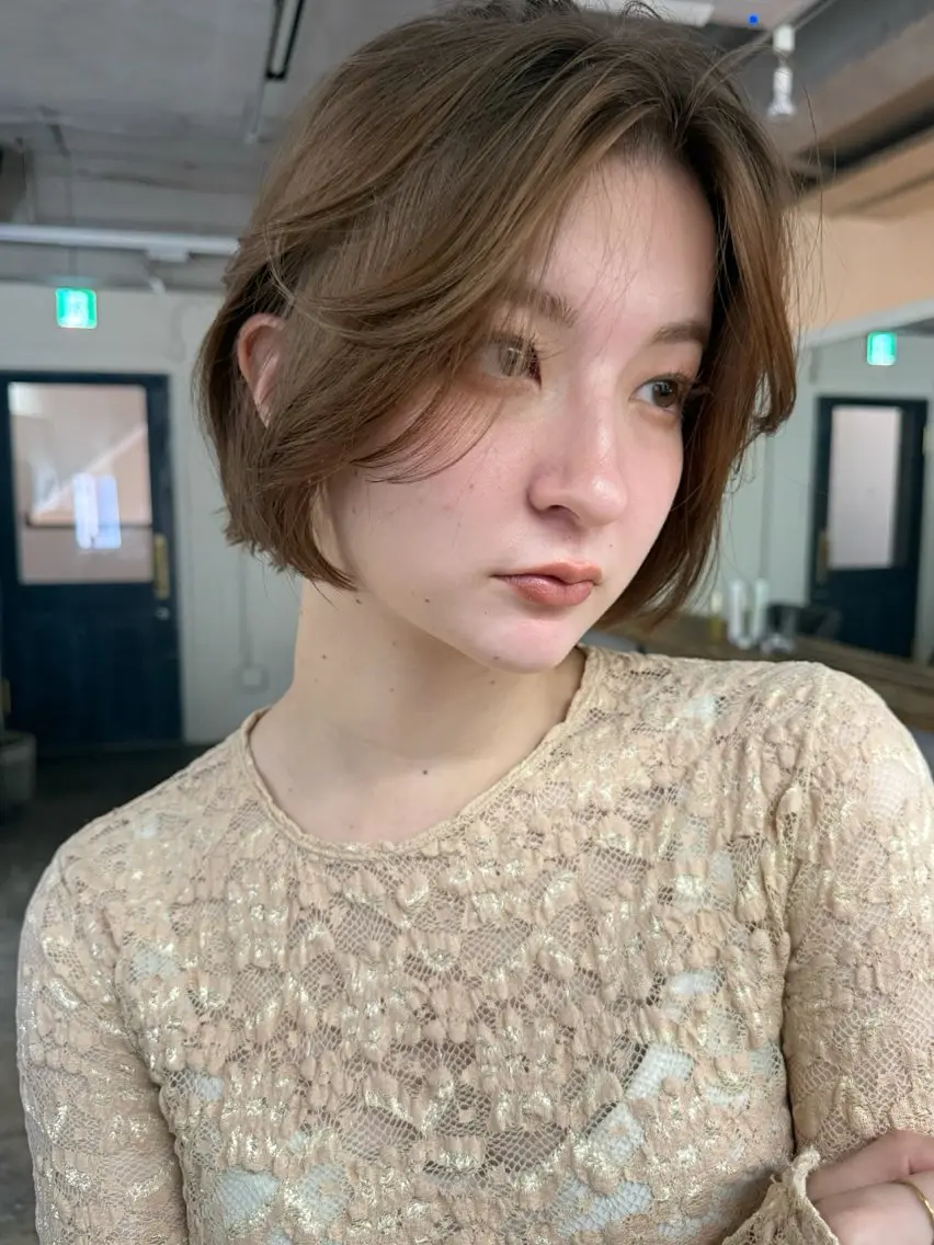 ショート カラー ショートレイヤー ベージュカラー ダブルカラー ボブ レイヤーカット カット ヘアカラー トリートメント 森貴裕/ベージュ/ パーマ/オリーブのヘアスタイル