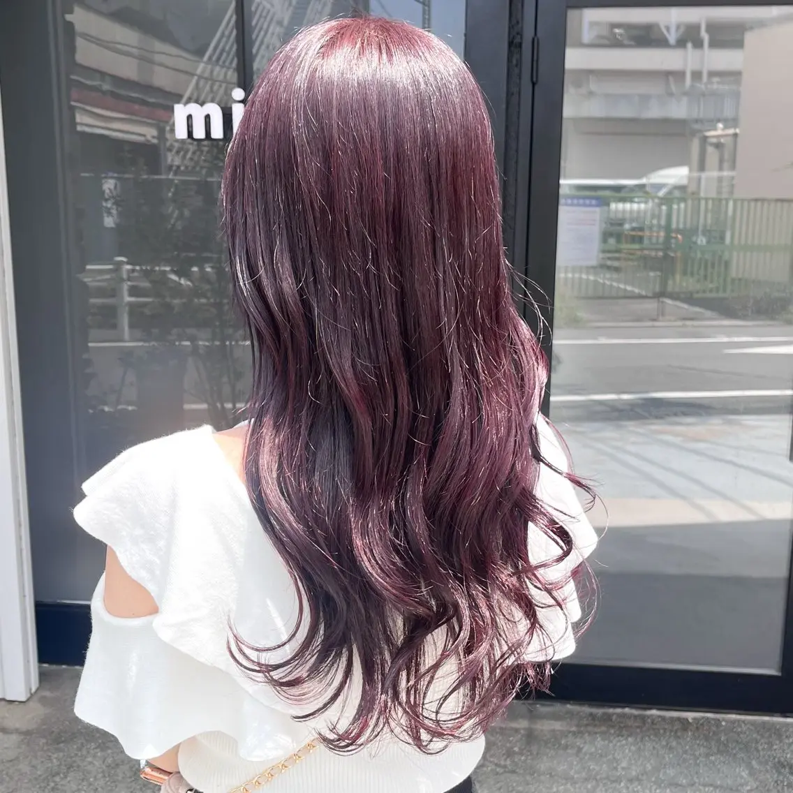 ロング カラー カット ヘアカラー トリートメント 伊藤 玲衣のヘアスタイル