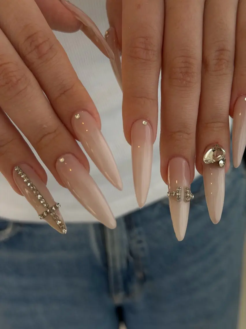 ネイル ハンドネイル なぽ ❤︎長さだし / 韓国nailのネイルデザイン