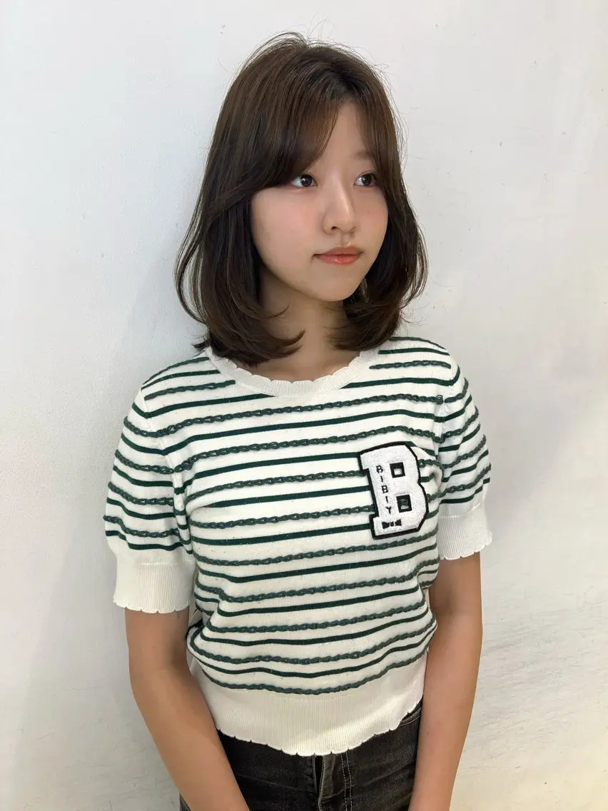 ミディアム カラー ヘアカラー 'AXIS 栄 Konomiのヘアスタイル
