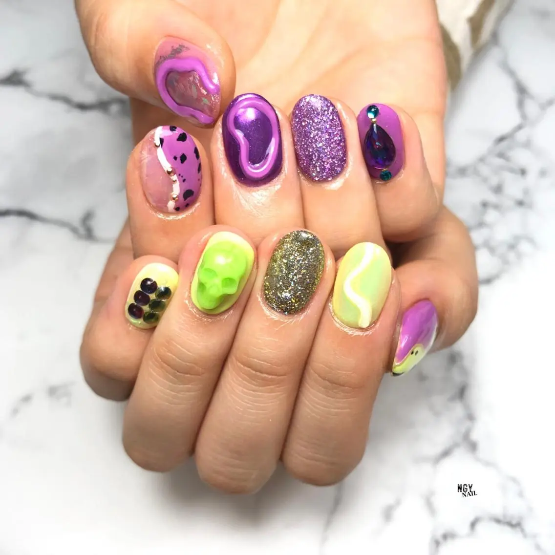 ネイル アートネイル オーロラネイル ジェルネイル ラメ(グリッター) ミラーネイル ハンドネイル NAIL NOWのネイルデザイン