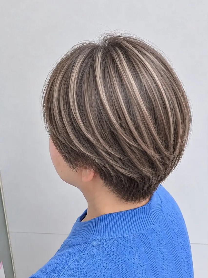 ミディアム カット ヘアカラー 成瀬白髪ぼかし カラー清水大隼のヘアスタイル