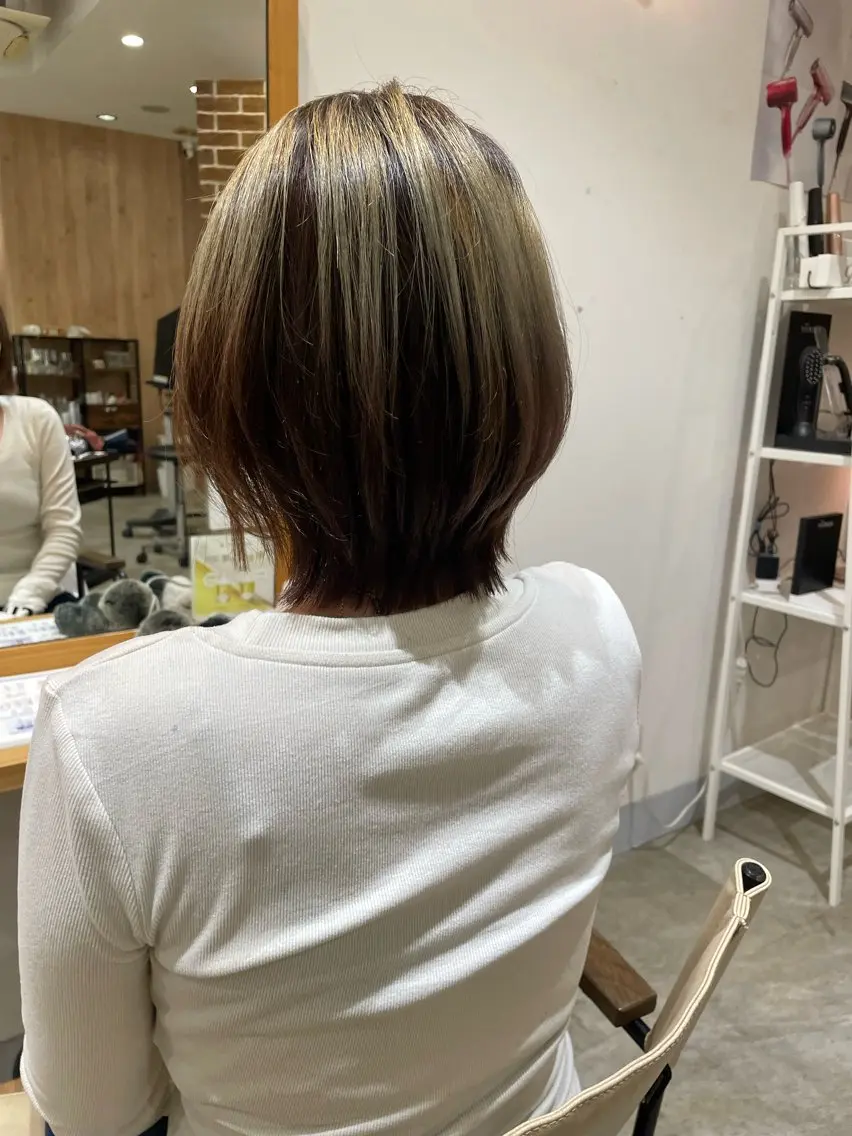 ミディアム ボブ レイヤーカット 田中 ゆいかのヘアスタイル