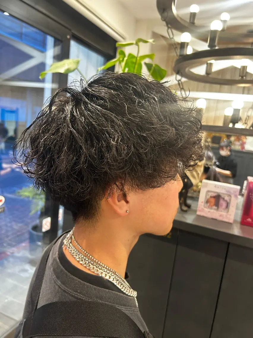 メンズ 波巻きパーマ カット パーマ 大槻 ハルカのヘアスタイル