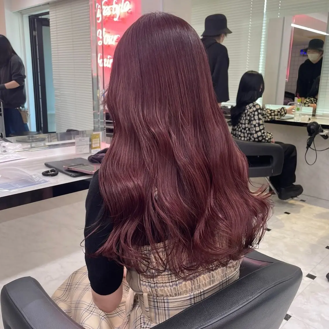 カラー カシス ピンクカラー girly❤︎暖色ヘ ア➰🎀HINANOのヘアスタイル
