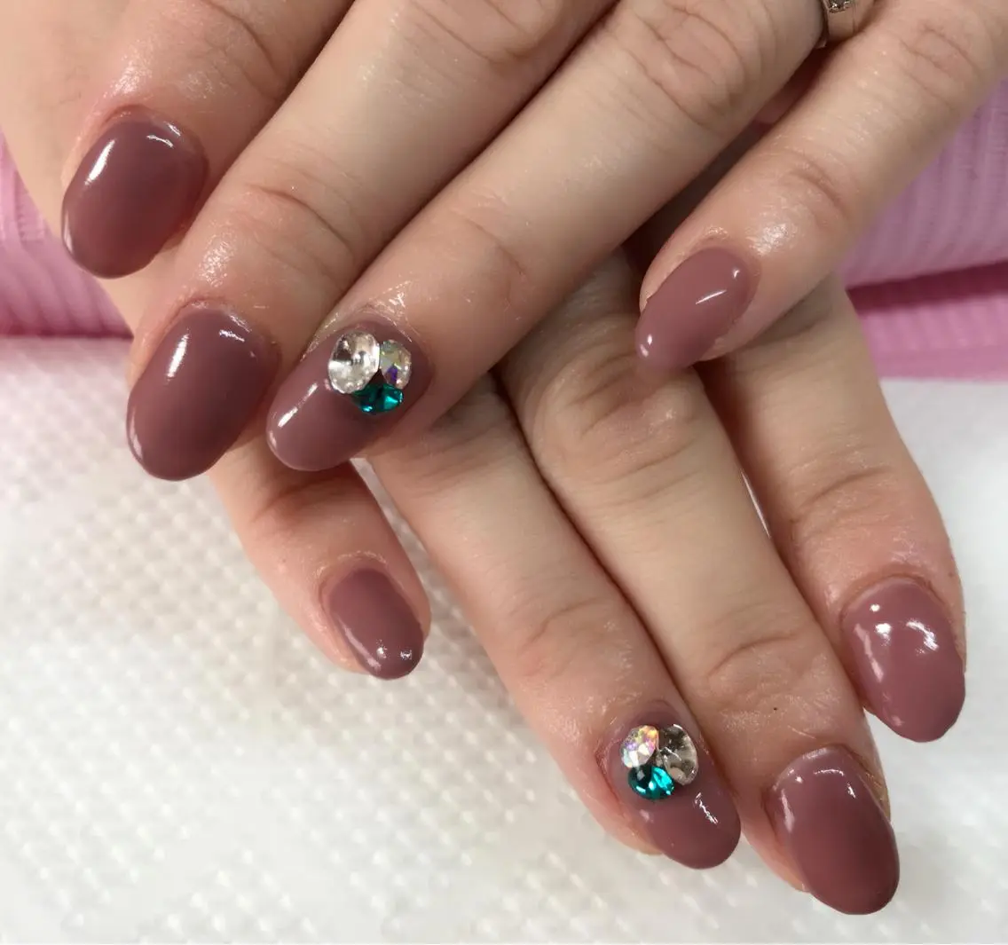 ネイル ブラウン ストーンネイル NailSalon LiAnのネイルデザイン