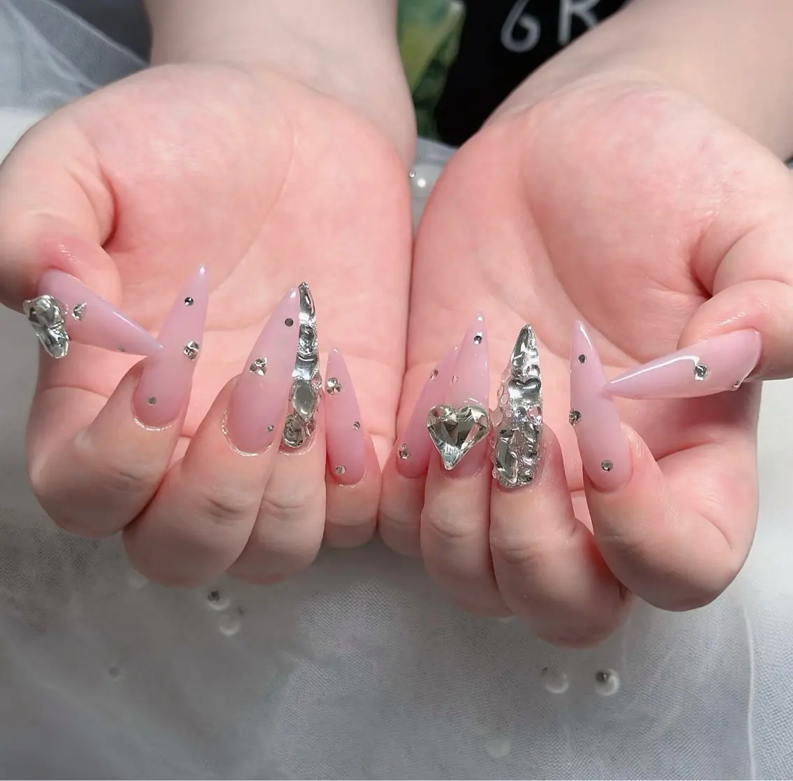 ネイル ハート キラキラネイル リボン ハンドネイル キノコ H.babynailのネイルデザイン