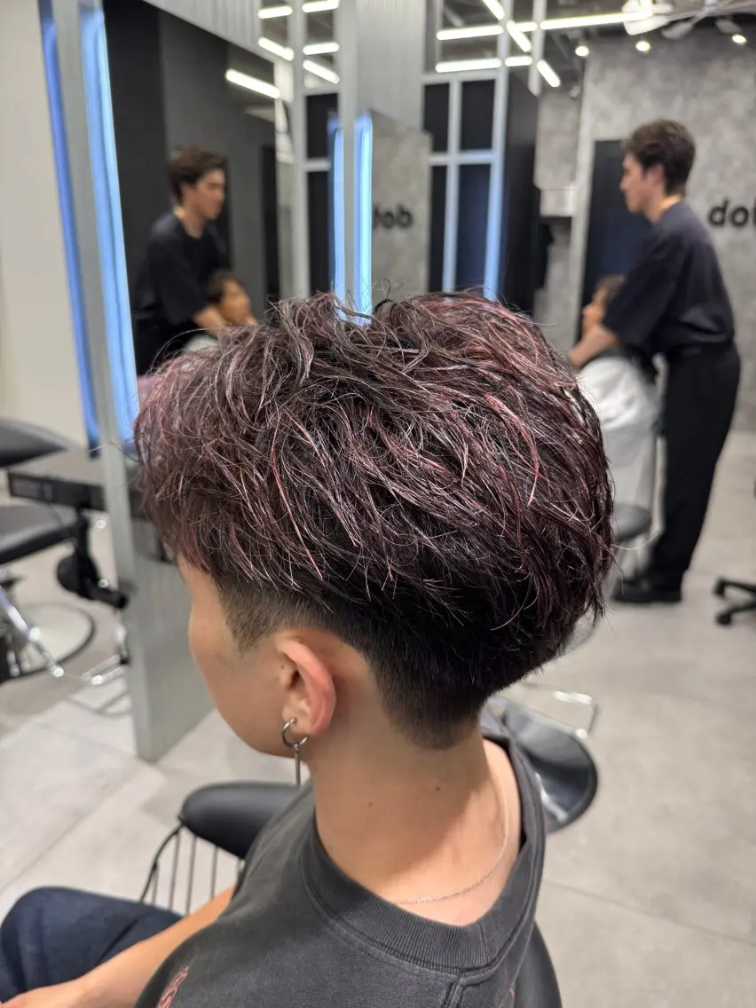 ショート カラー パーマ メンズ メンズハイライト メンズパーマ ハイライトカラー ピンクカラー ハイライト カット ヘアカラー パーマ 町田No.1パーマ 特化✂︎小杉澪生のヘアスタイル