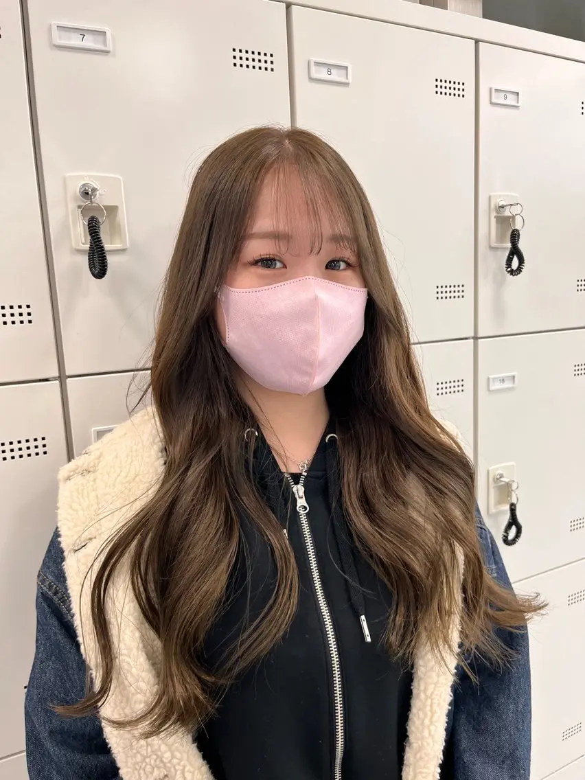 ロング ヘアカラー ♡ナチュラルガーリー ♡ベージュ♡RINAのヘアスタイル