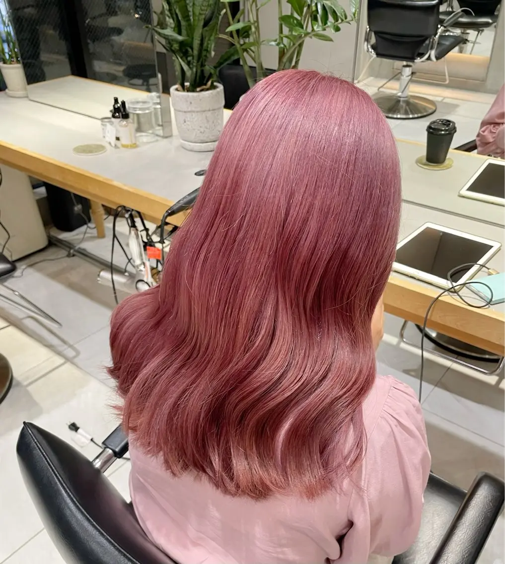 セミロング カラー ヘアアレンジ ヘアカラー トリートメント ヘッドスパ ヘアセット 艶髪/レイヤーカット 🐣misakiのヘアスタイル