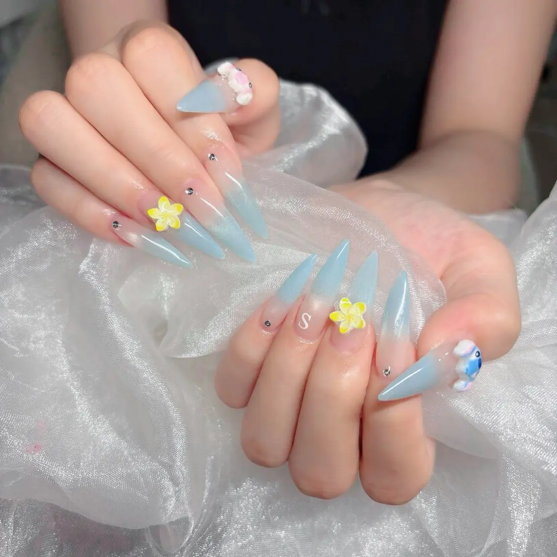 ネイル フットネイル フレンチネイル グラデーション 韓国ネイル ロングネイル ハンドネイル Hani Nail Salonのネイルデザイン