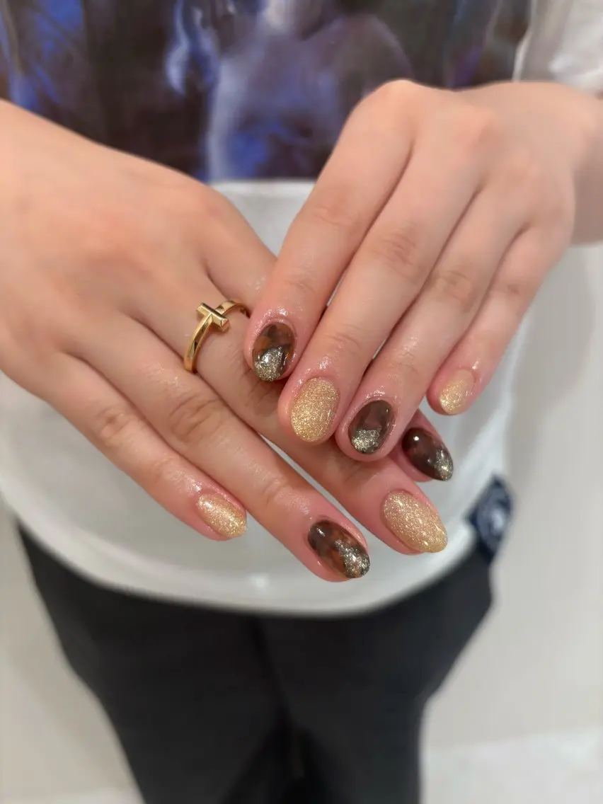 ネイル べっ甲ネイル ハンドネイル ROCCOnail. RICO💞のネイルデザイン
