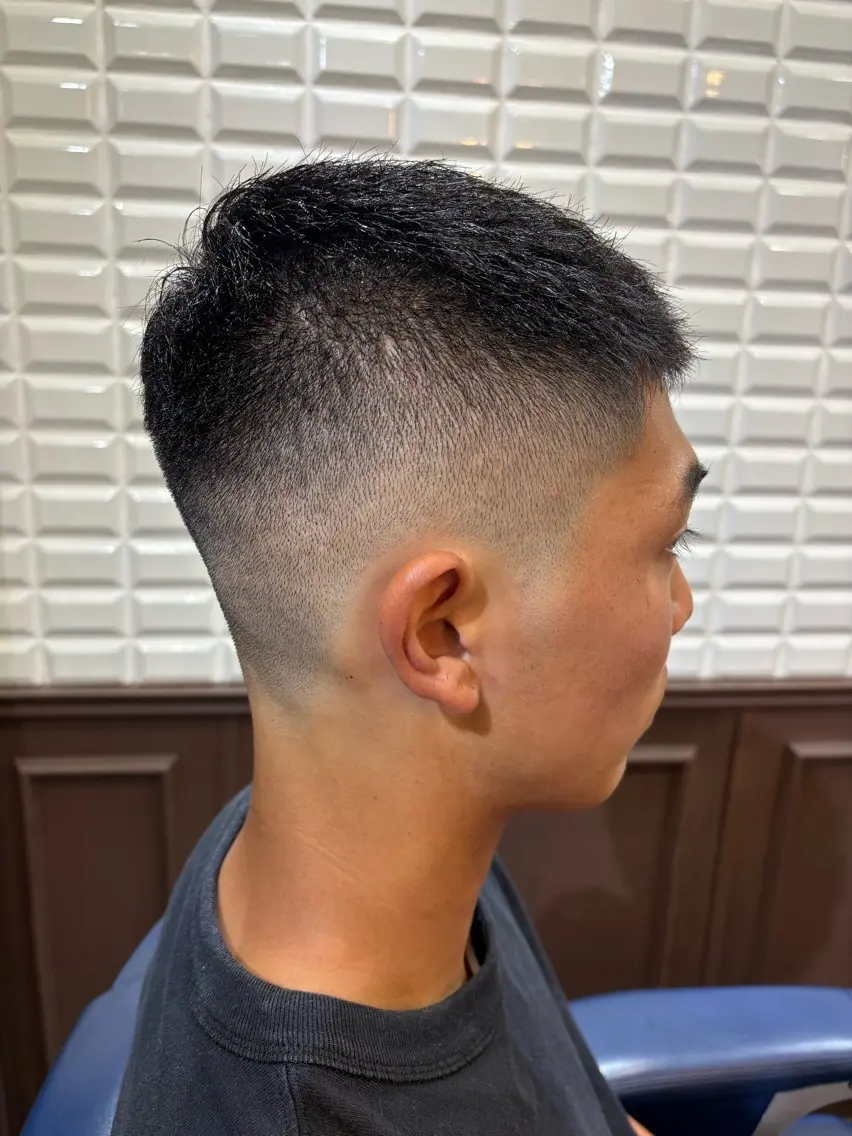 ショート メンズ フェードカット ショートヘア カット トリートメント ルピナス中田店長 山口大地のヘアスタイル