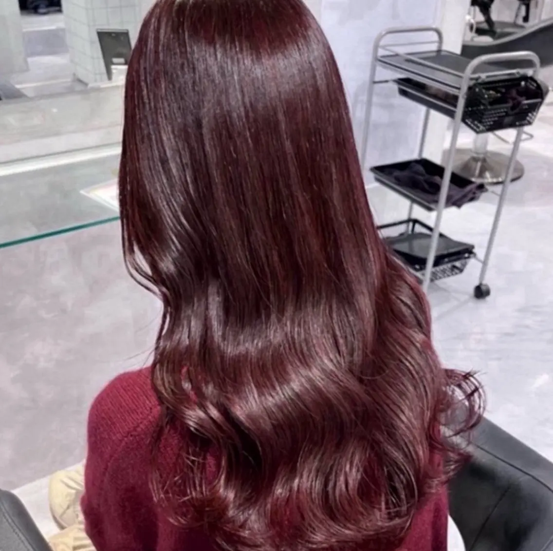 ロング カラー 🫧うる艶トレンド 🫧透明感カラーのヘアスタイル