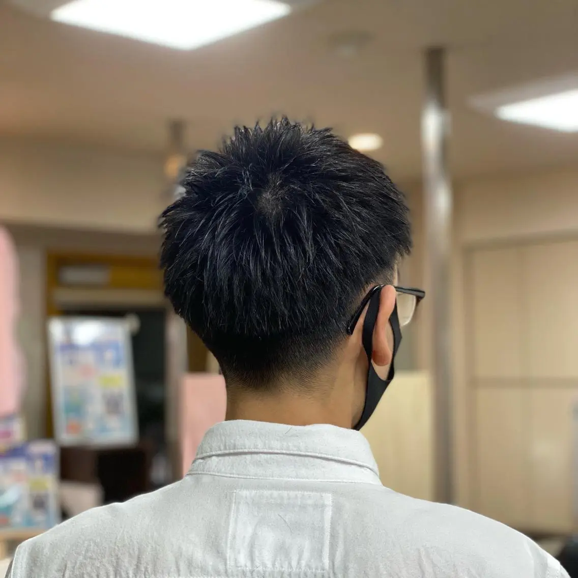 ショート タカハシ タクミのヘアスタイル