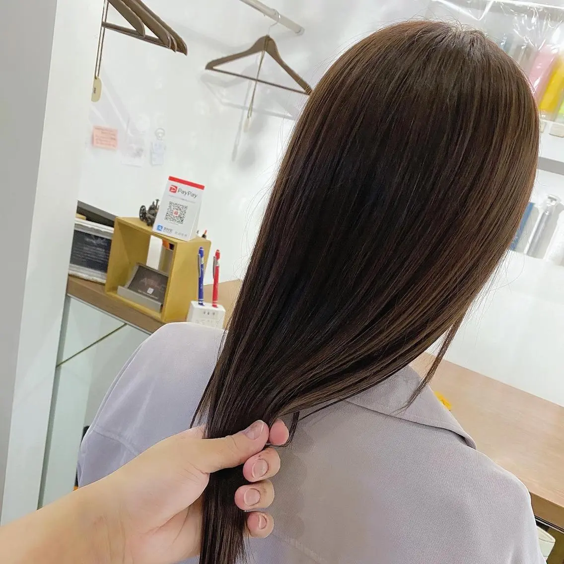 セミロング カラー ブラウンカラー バイオレットカラー バイオレットブラウン 髪質改善 髪質改善特化 安東駿介のヘアスタイル