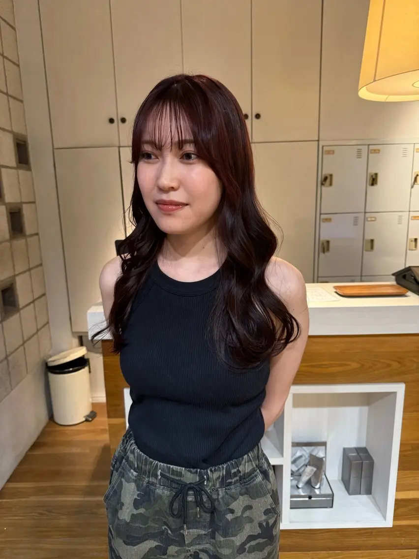 ロング ロングレイヤー レイヤーカット ロング カット トリートメント 松本 夏海のヘアスタイル