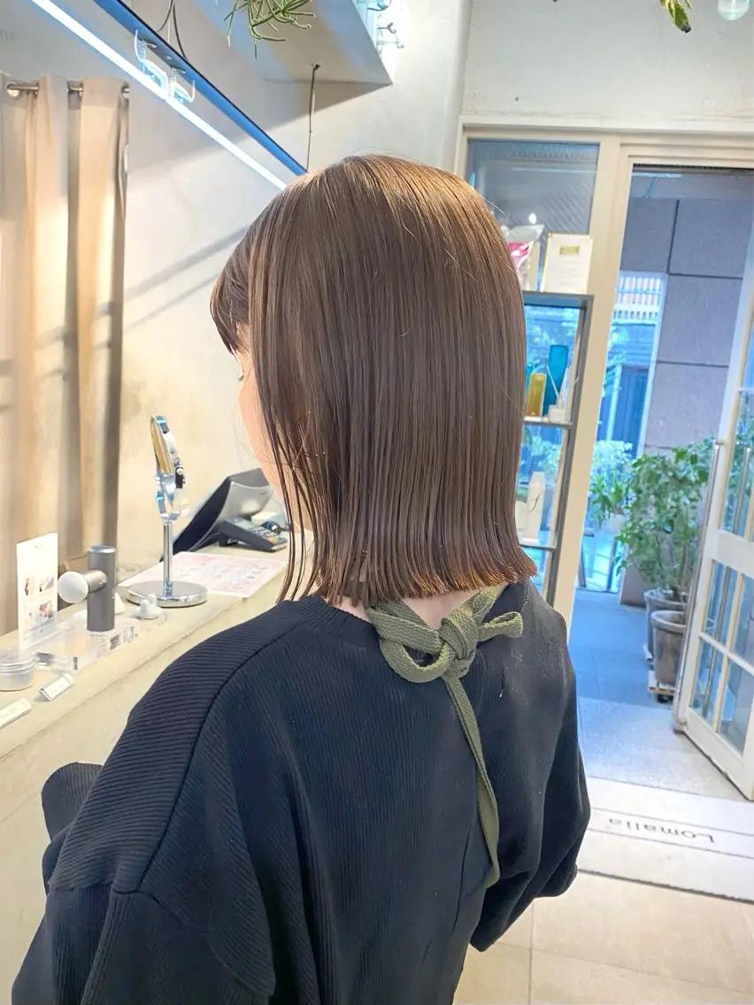 カット＋縮毛矯正＋ケアカラー＋クイックトリートメント(超音波ケアプロ付き)の写真