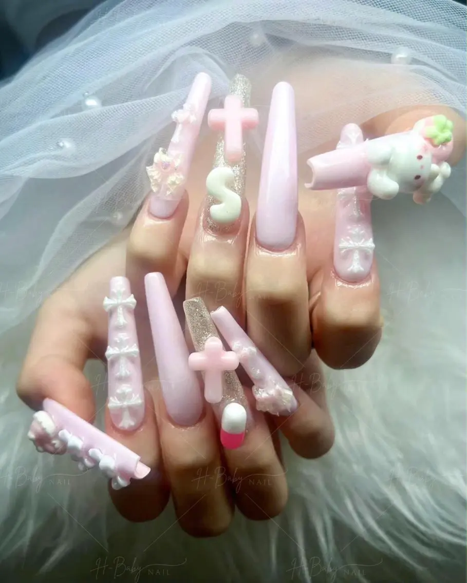 ネイル フレンチネイル ジェルネイル ハロウィン キラキラネイル 韓国ネイル H.baby Nail Salonのネイルデザイン