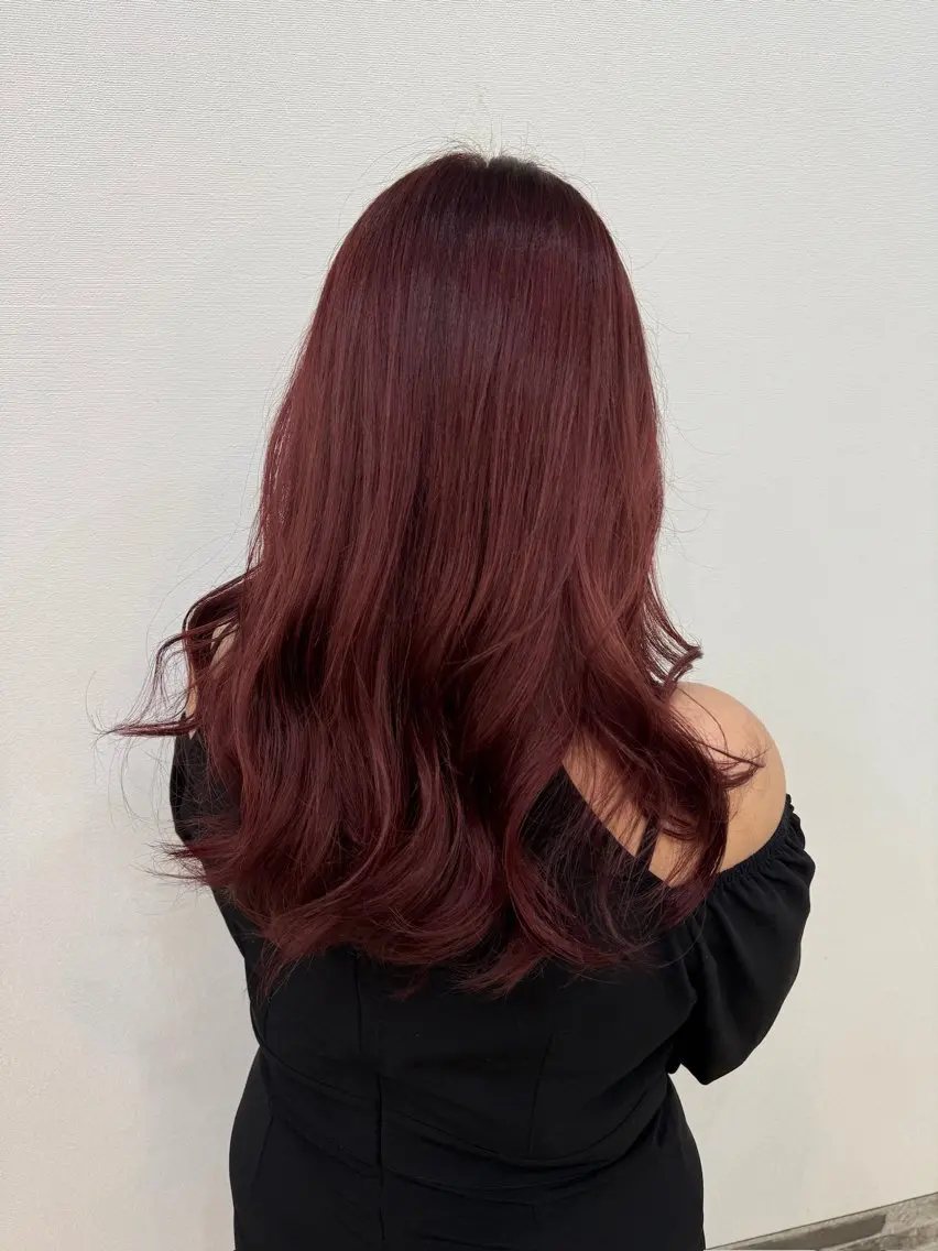 ロング カット ヘアカラー 山際 樹璃のヘアスタイル