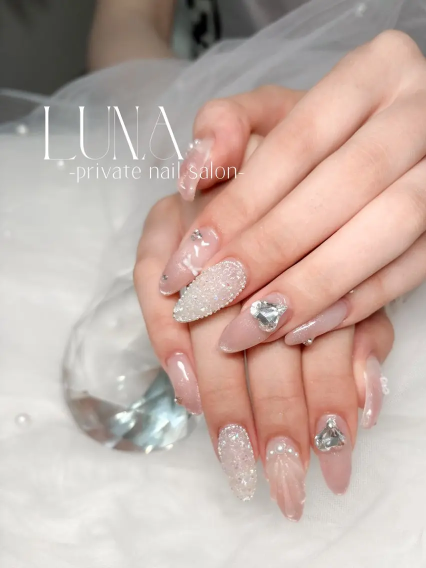 ネイル ハンドネイル LUNA MAIのネイルデザイン