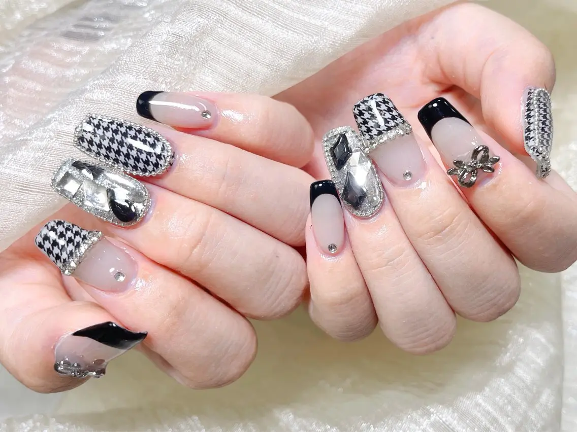 ネイル ハンドネイル 🎀ネイルサロン エクラYUI🎀のネイルデザイン