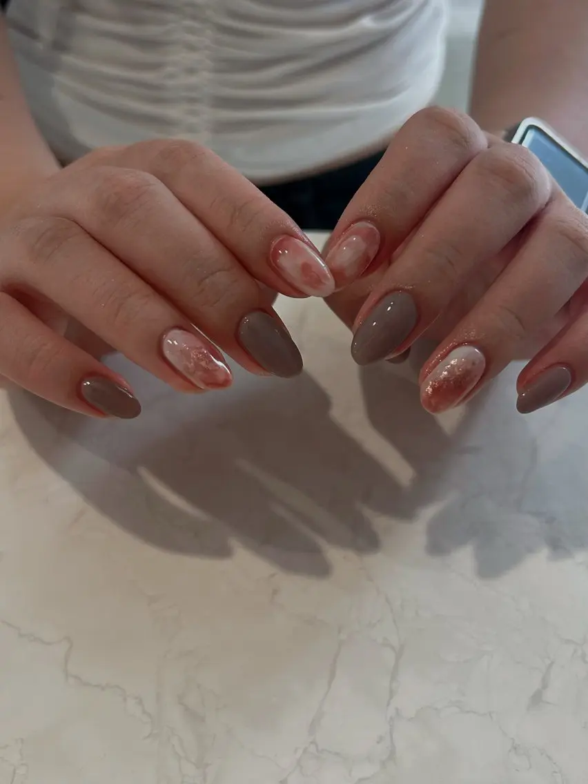 ネイル Salondevi2 isanaのネイルデザイン
