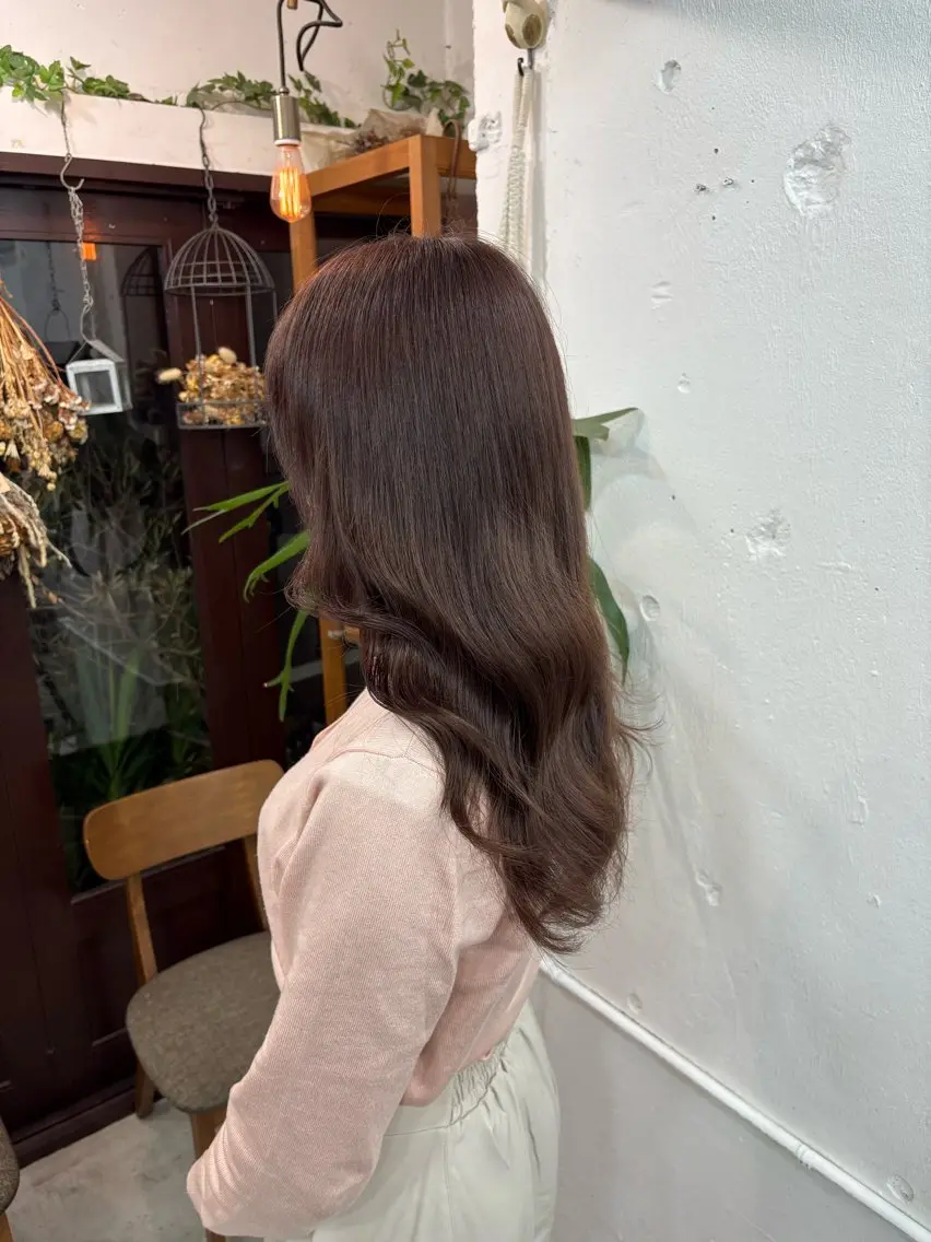 ロング カラー ベージュカラー 透明感カラー ラベンダーカラー ラベンダーベージュ ヘアカラー トリートメント Hina🧵/恵比寿 中目黒/透明感カラーのヘアスタイル