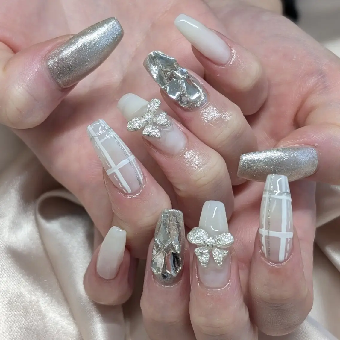 ネイル ハンドネイル salon iris 🦋北広島市大曲のネイルデザイン