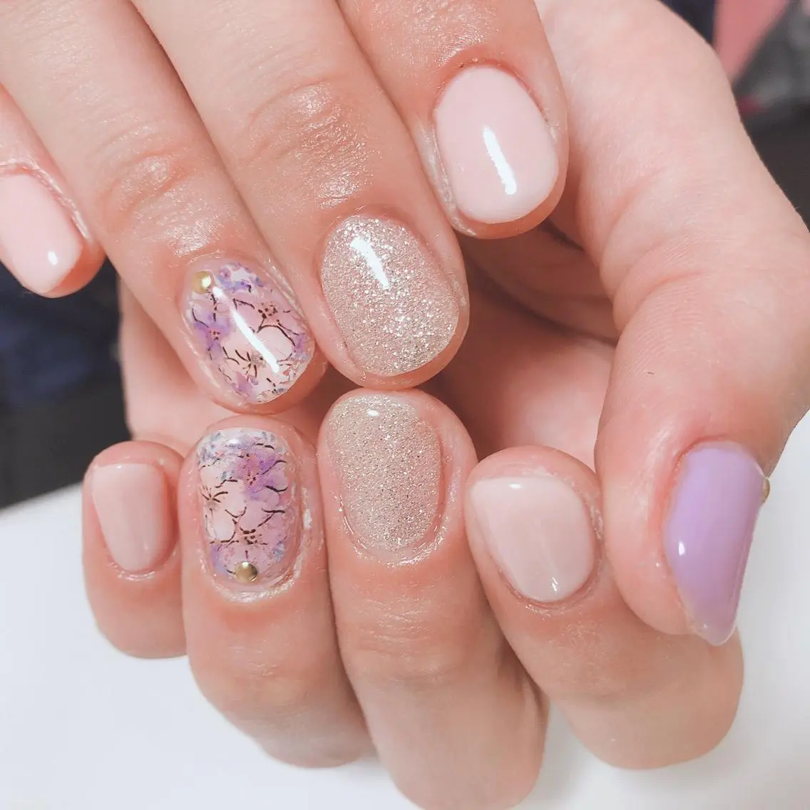 ネイル アートネイル 長さ出し フットネイル グリーン ニュアンスネイル Lily Roseスタッフ一同のマツエク・マツパデザイン