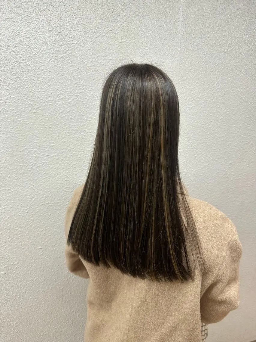 ロング ヘアカラー トリートメント 濱本 樹蘭のヘアスタイル