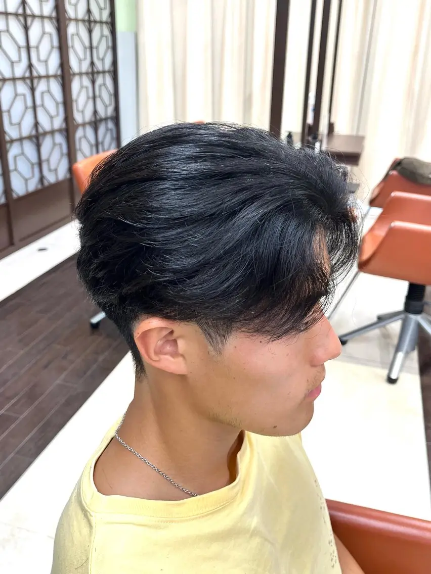 ショート パーマ メンズ センターパート メンズパーマ ニュアンスパーマ 🧊メンズ特化🧊 高木航希のヘアスタイル