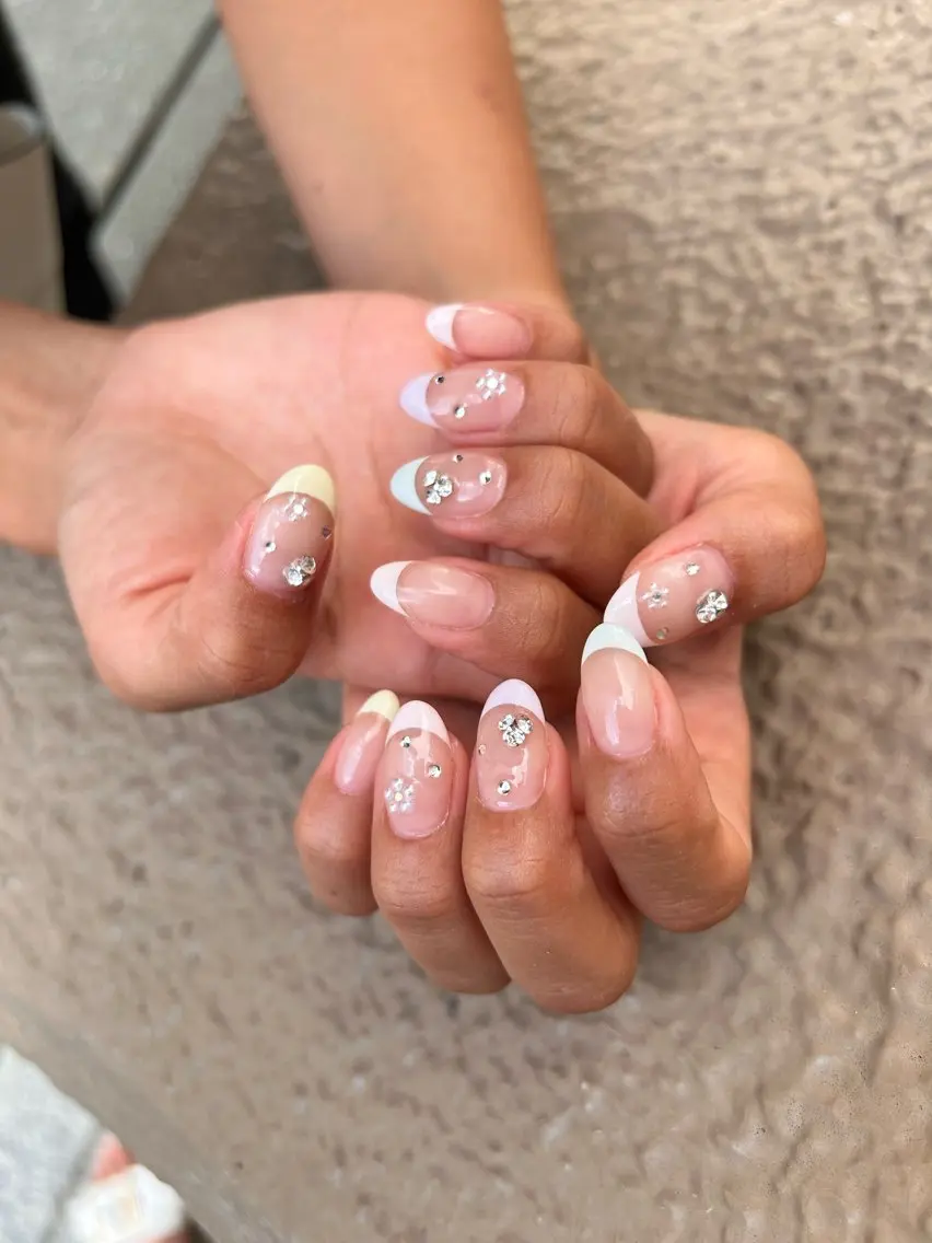 ネイル ハンドネイル フットネイル ✴︎ Delightのネイルデザイン