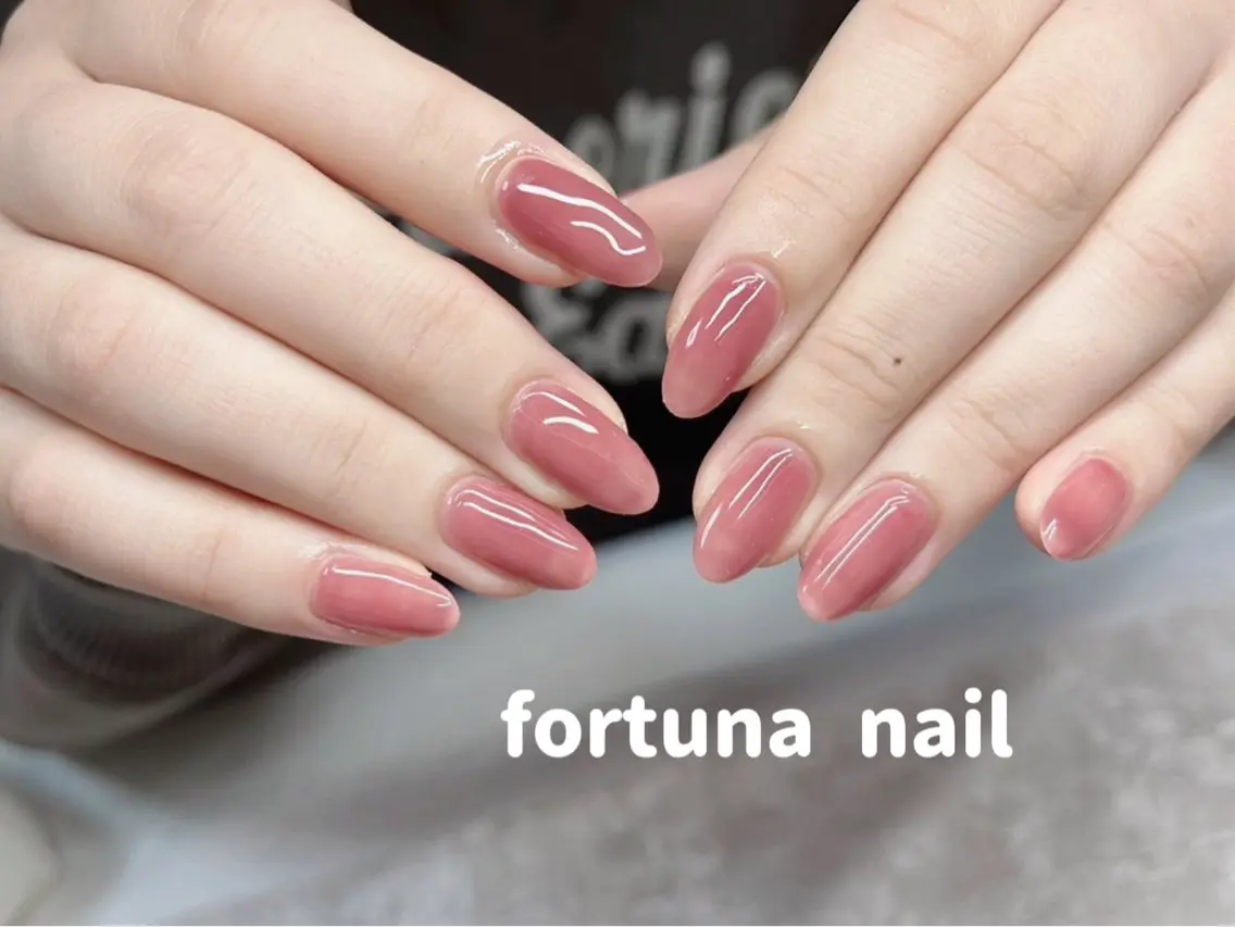 ネイル Nail •Head スパFortunaのネイルデザイン