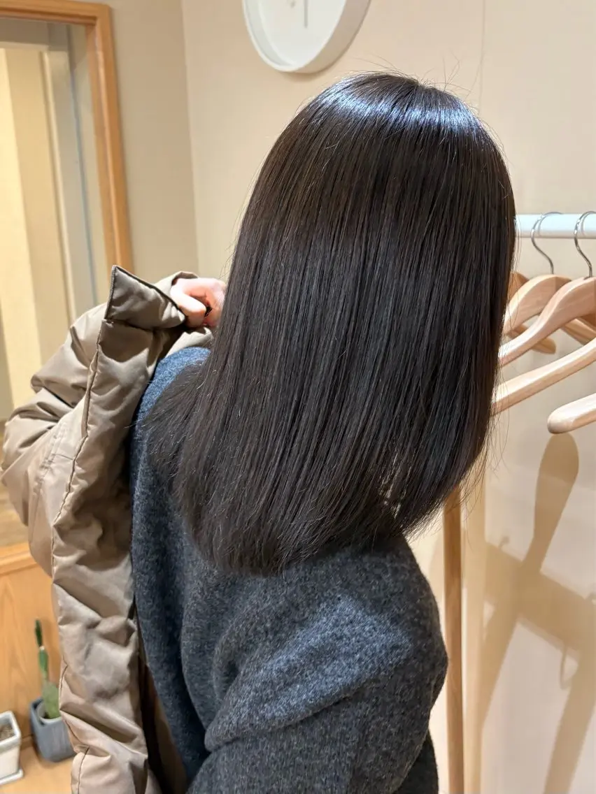 セミロング カット ヘアカラー トリートメント 暖色＊ベージュ ＊くらたあやかのヘアスタイル