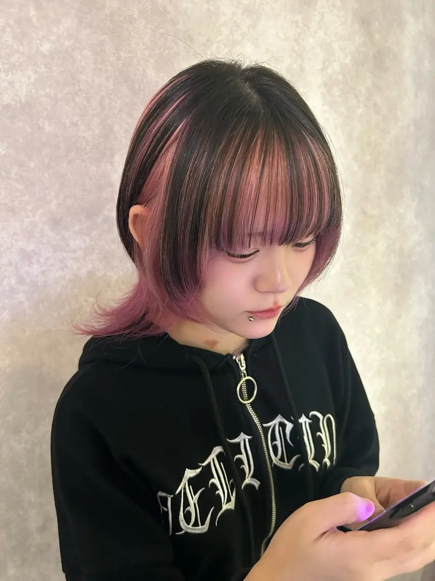 ミディアム ヘアカラー カラー/エクステ 🤍ルナのヘアスタイル