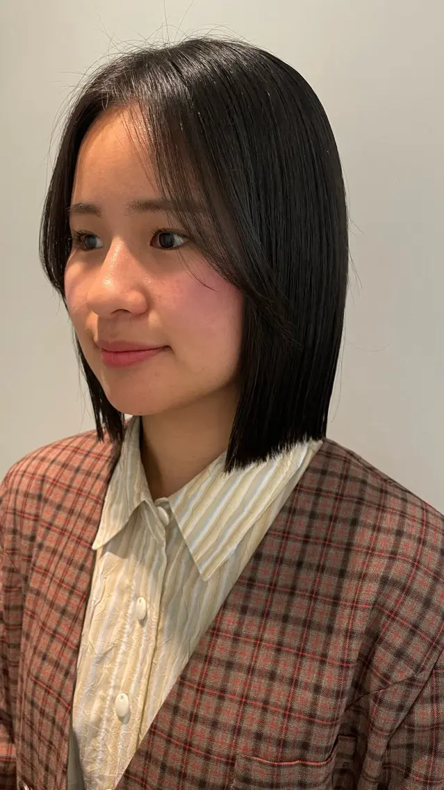 ミディアム ボブ レイヤー/デジパ SAKIのヘアスタイル