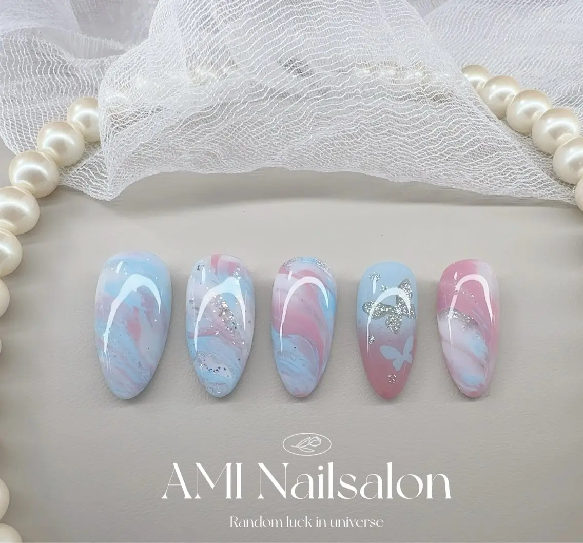 🎋夏特別限定メニュー🎋　ニュアンスハンドネイル💅　🦋夏の風おまかせ🦋デザインの特徴性高い💫✨あなただけに💕の写真